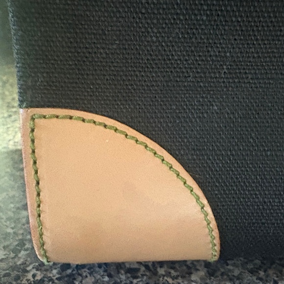 Kate Spade ♠️ Handbag~ - Picture 3 of 13